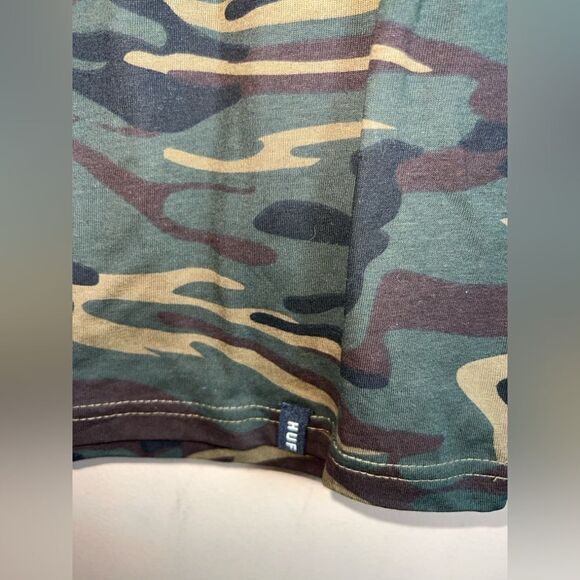 HUF Men’s Green Camo F—K It Arch Short Sleeve T-Shirt Size Small New Without Tag - Picture 3 of 8